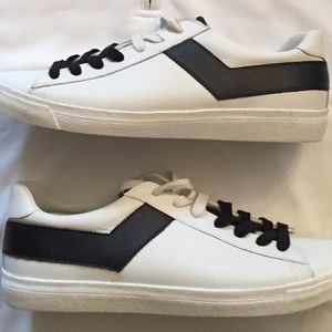 New Classic Pony 🔥 Leather Sneakers